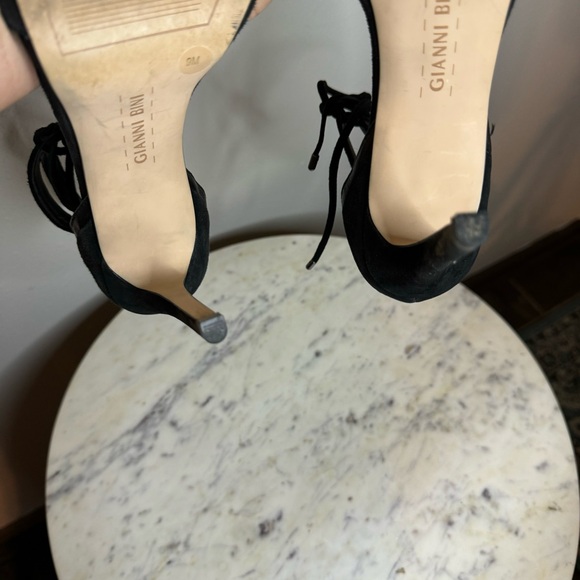 Gianni Bini "Jordie" Sandals Size 9 M black Suede heels shoes - Picture 8 of 8